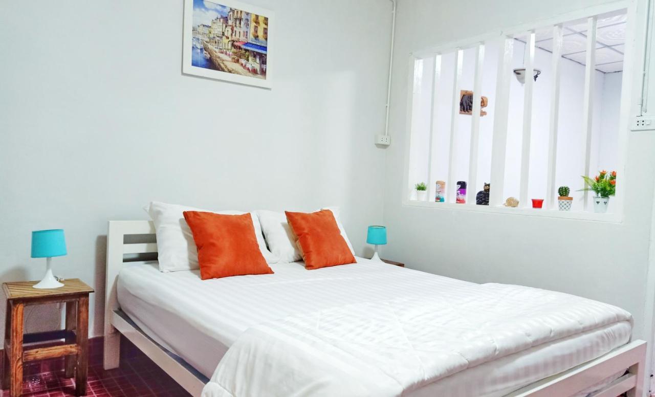 The Whole House Not Share For 5 Guests Villa Hat Yai Exteriör bild
